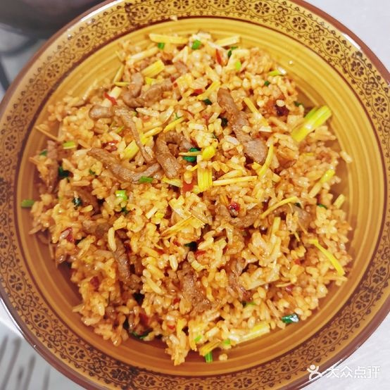姊妹牛肉粉面管