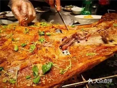 羊蝎子火锅东北烤烧(天虹店)