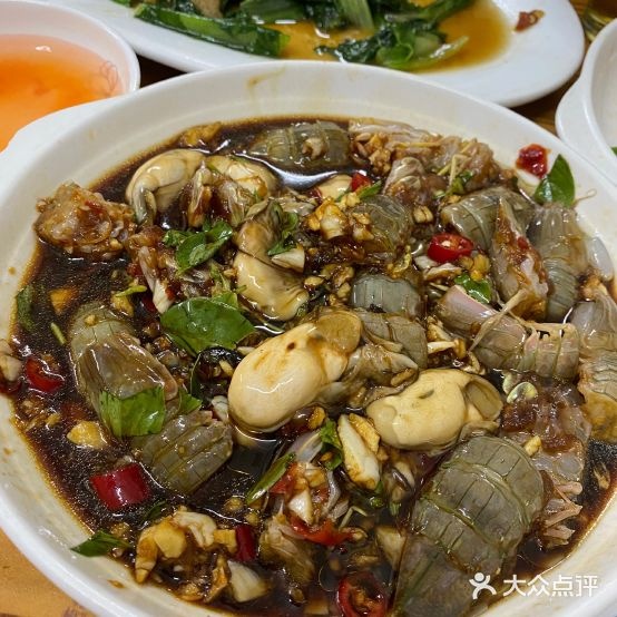 合味海鲜砂锅店