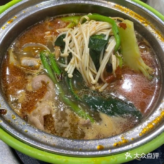 张礼宇黄闷鸡米饭(总店)