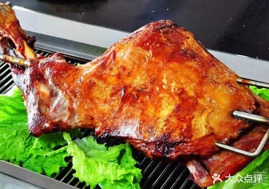 牧上都炭火烤羊腿(魔力圣汇店)