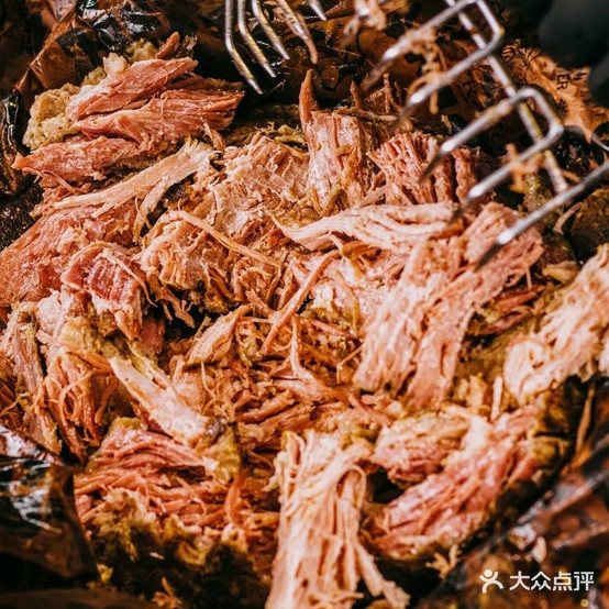 肉食主义者美式果木烟熏烤肉