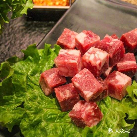 向颧鸠京佐匠烤肉专门店(万达店)