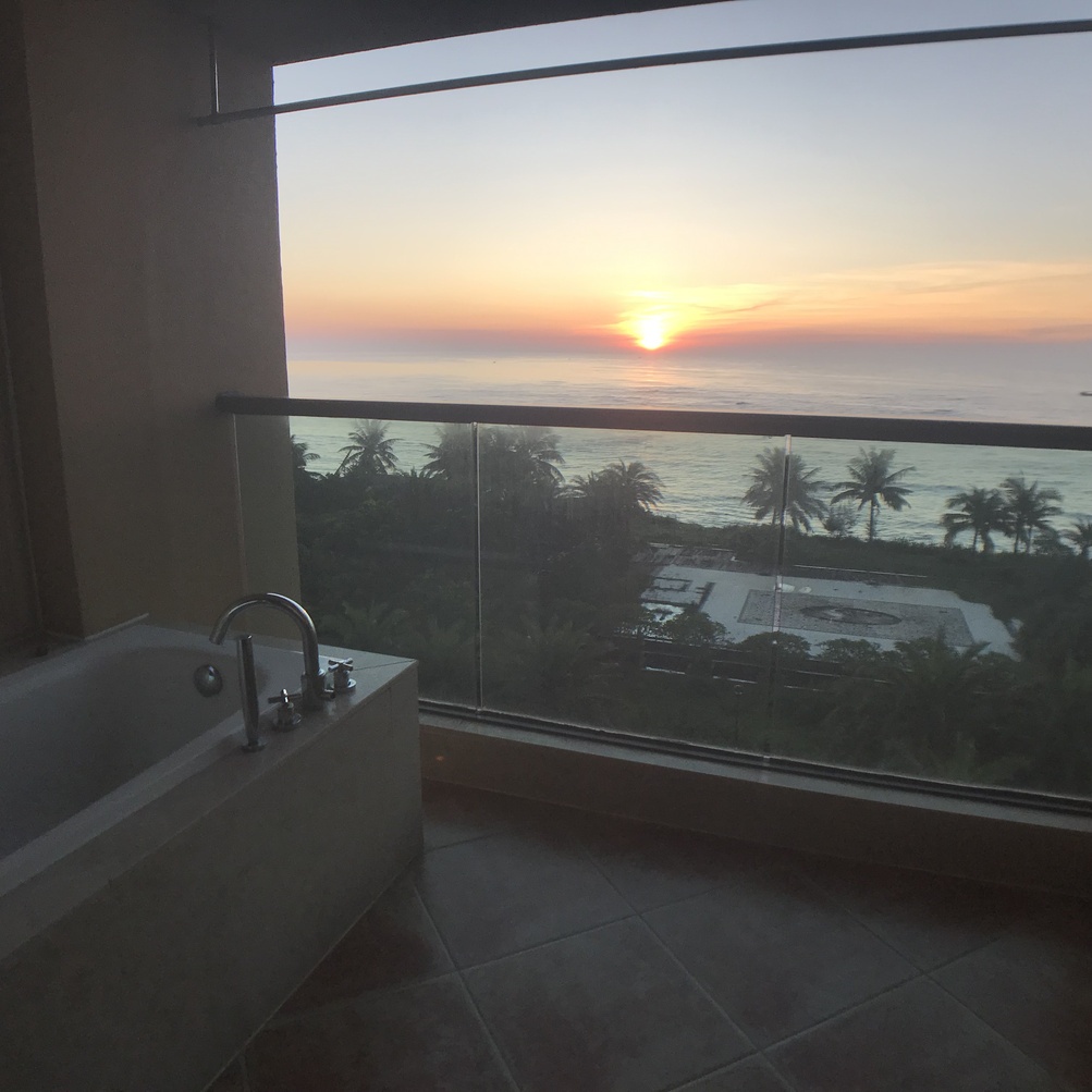 东家行居公寓(琼海望海街店)