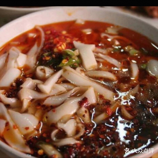 加鑫丘北辣椒风味米线馆(四中后门分店)