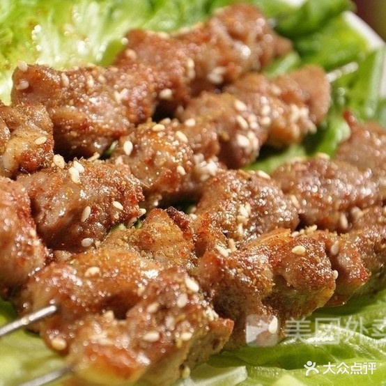 根聚地火锅烧烤城(商贸大道店)