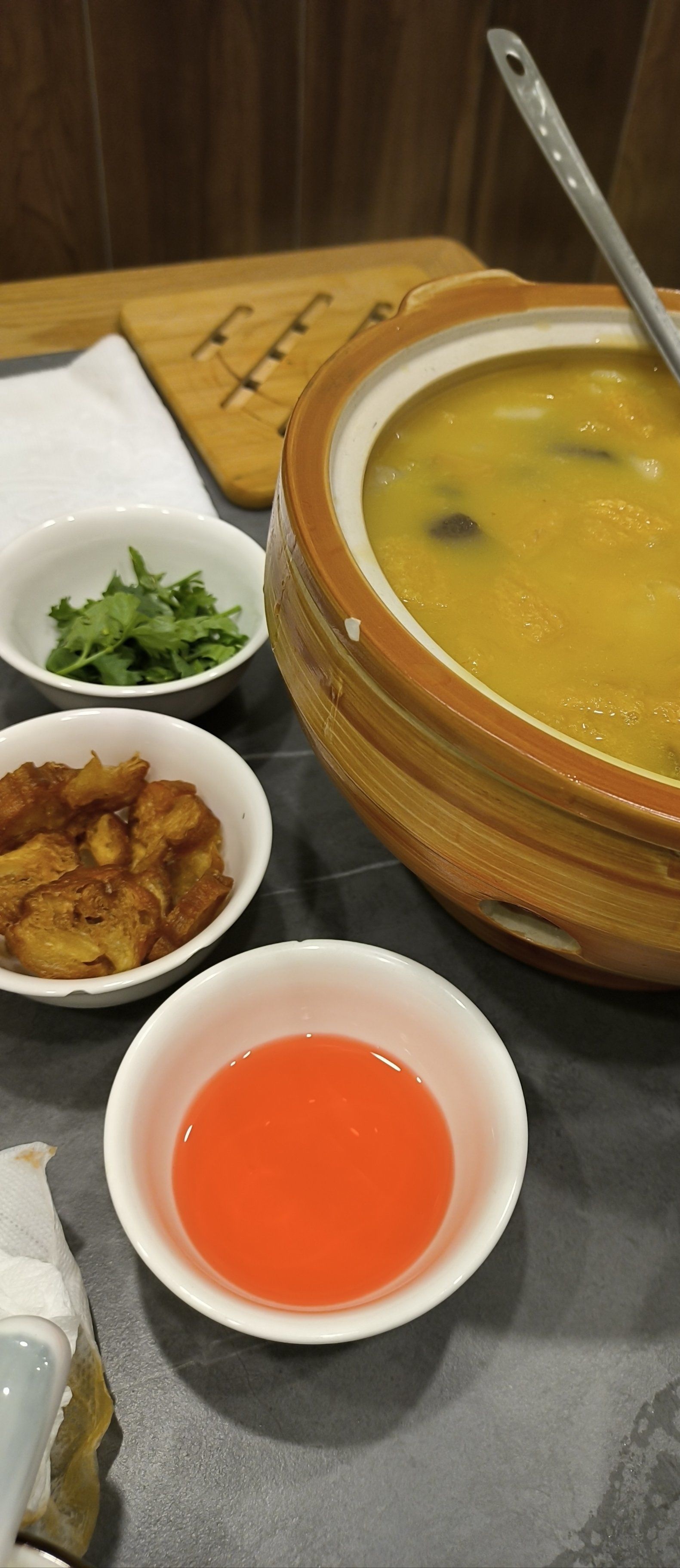 广东人家阿梁煲仔(盘锦店)