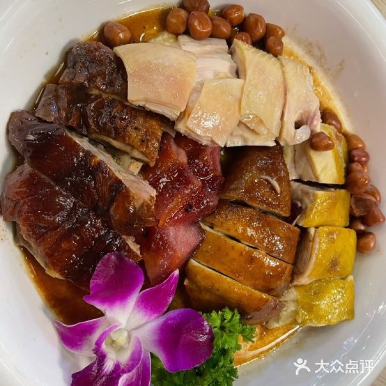 德宏记莞式按烧腊茶餐厅(新华百货店)