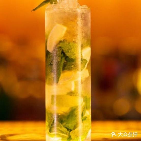烈酒号馆(明园石油花园店)