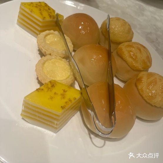 东顺粤府大酒