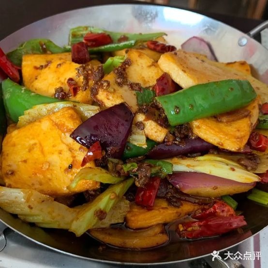 明鑫湘菜馆(梧峰花园店)