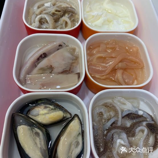 蛙串喜·美蛙生蚝自助火锅(麦地店)