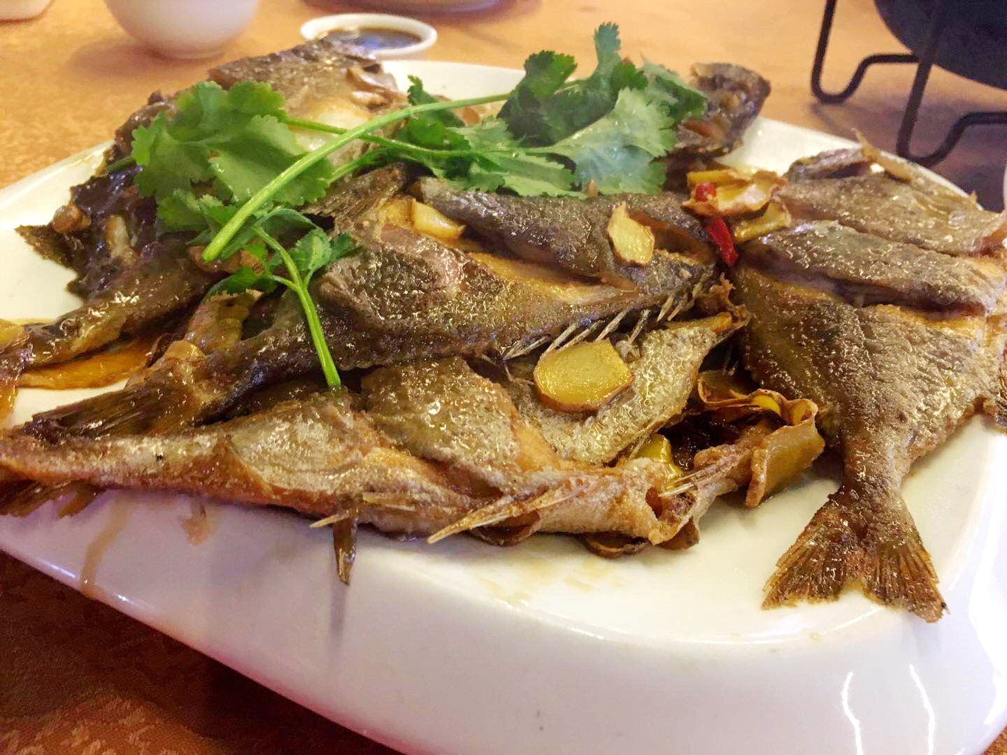 亚强海鲜大排档(西谭路店)