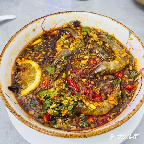 潮味馆潮汕海鲜砂锅粥哦