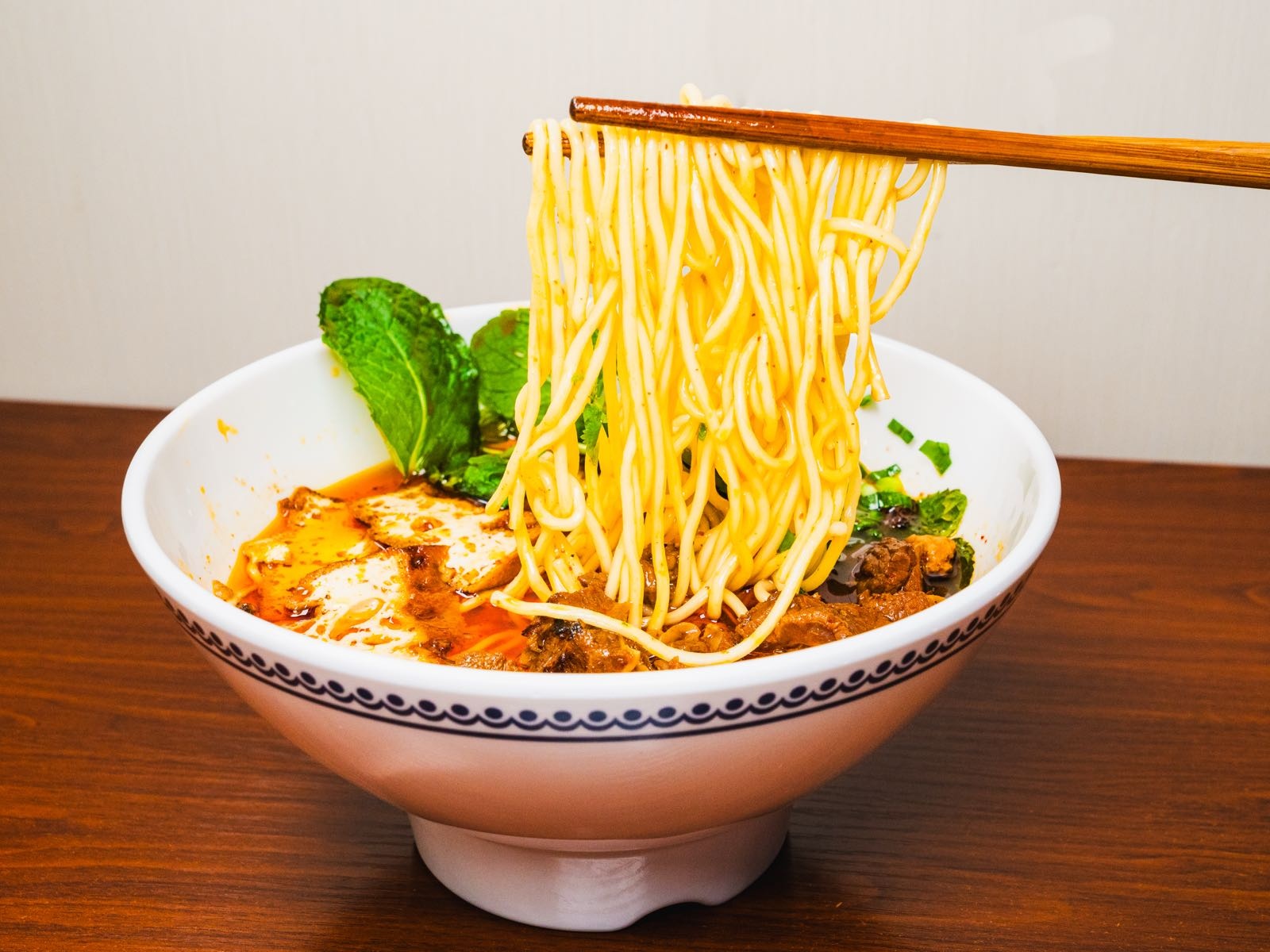 穆柏清真原味牛肉米线(百大新天地店)