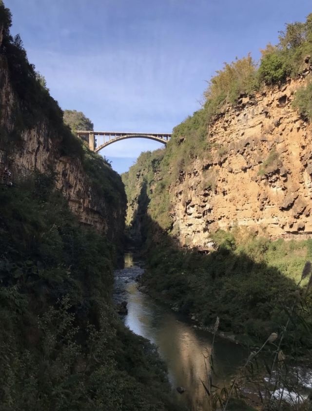 马岭河峡谷观光电梯