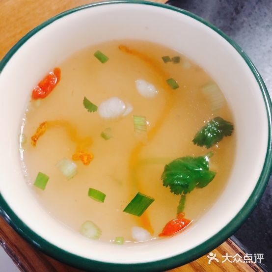 石记跷脚美牛肉火锅(三元三村店)