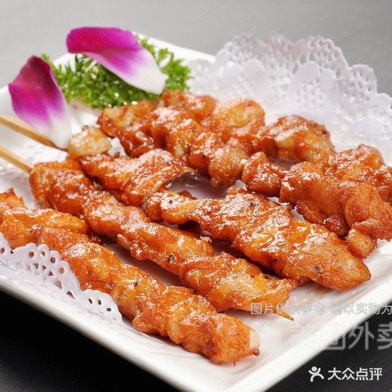君悦烧烤(海城站前店)