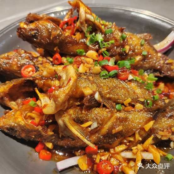 忆湘汇土菜馆(南村店)