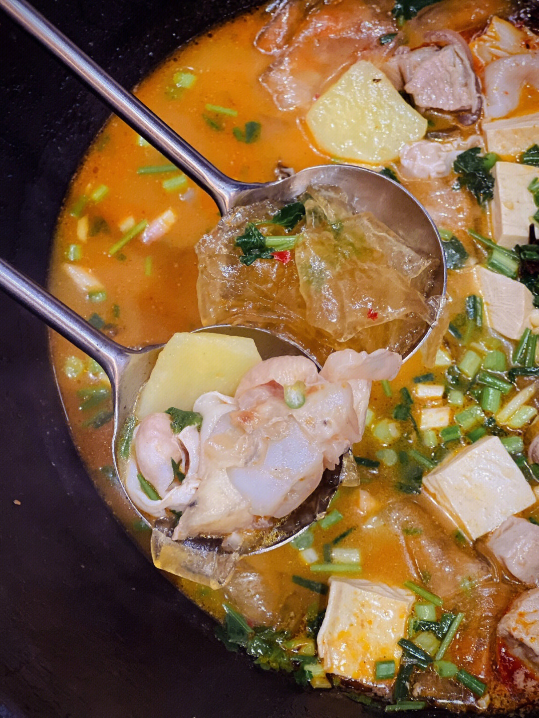 正宗东北烧烤铁锅炖(兴业大道店)