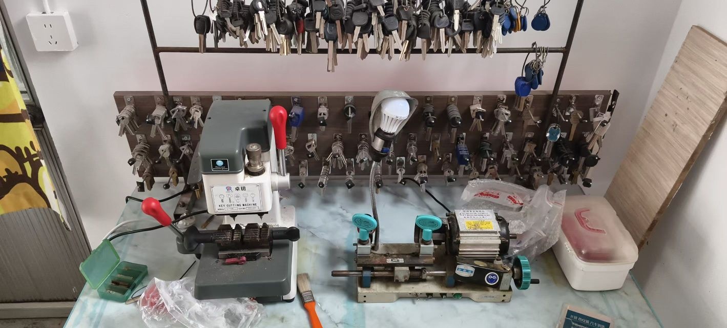 米久开锁指纹锁汽车钥匙