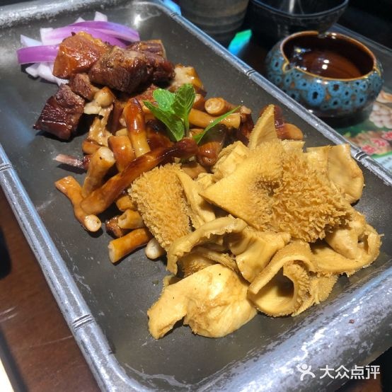 峭壁倌羊(长治路店)