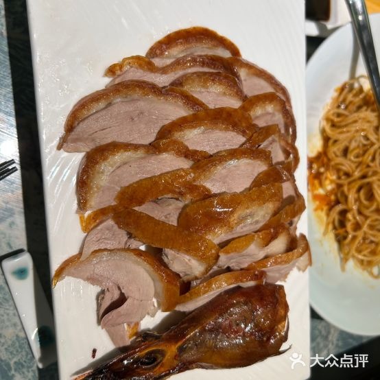 雀蓝穿菜(八佰伴中心锡沪路店)