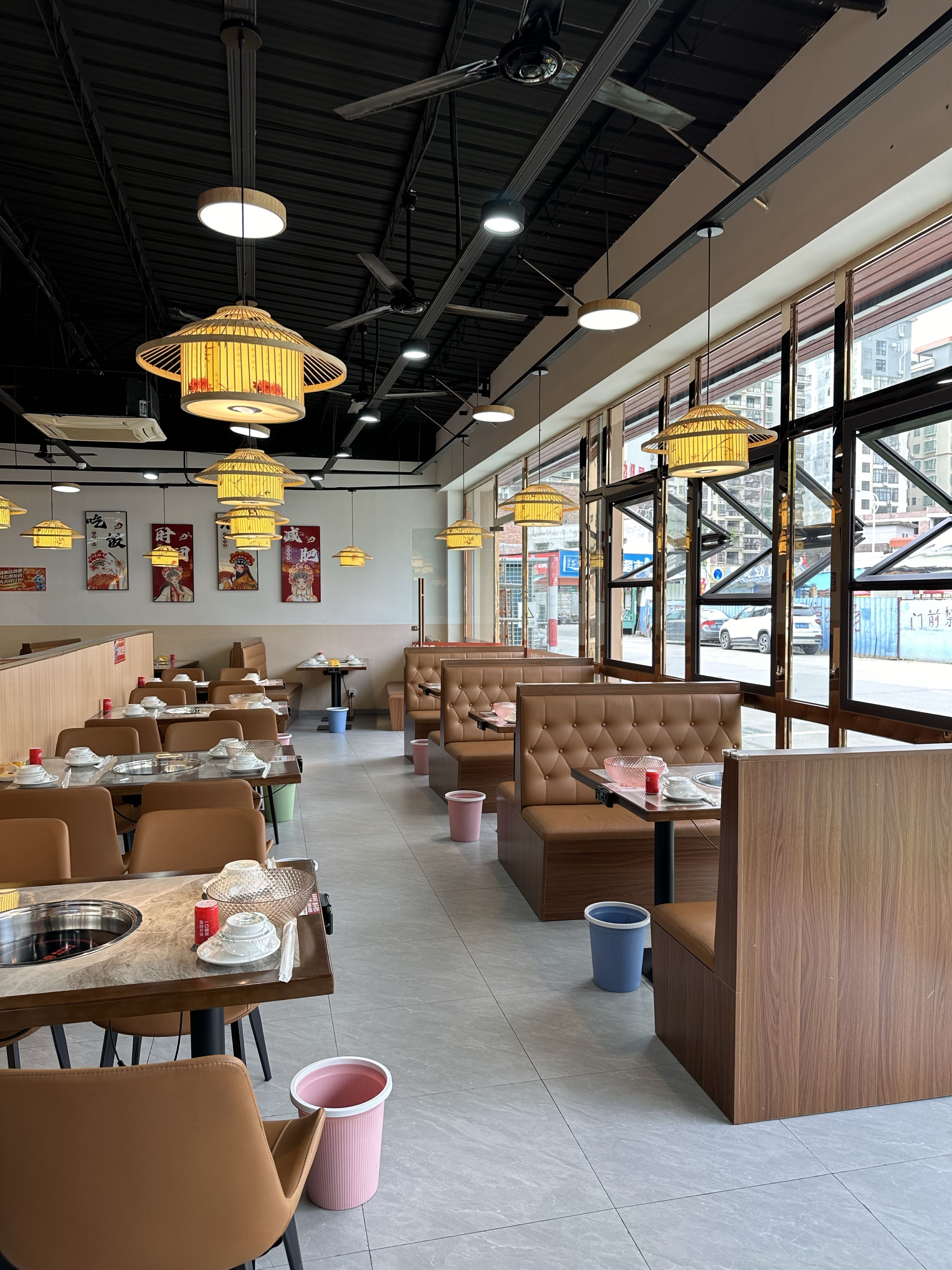 红太阳鲜切牛肉老火锅