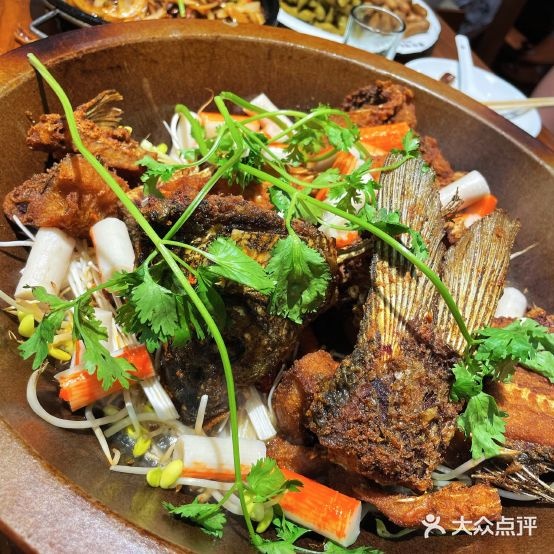 蜀留乡石锅鱼(中央大街店)