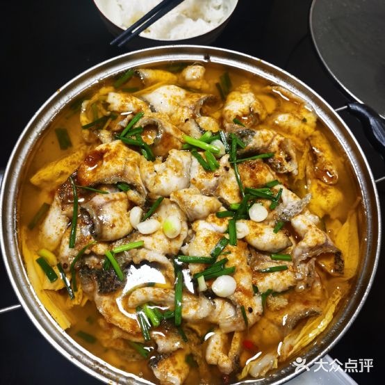 青流鲜鱼馆