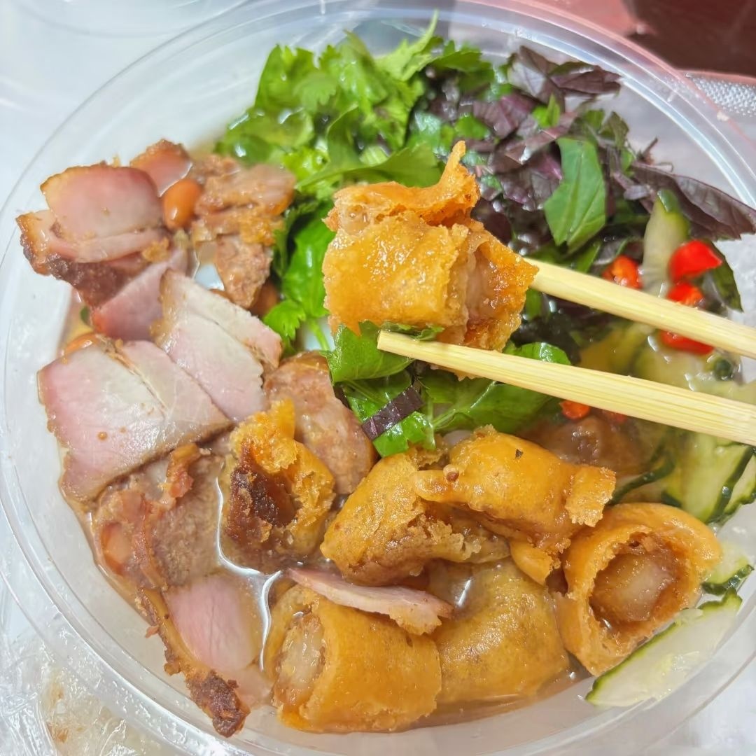 韦一公宾阳酸粉(东兴店)