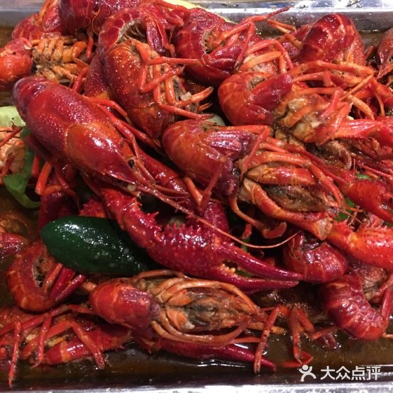 兄弟龙虾烤烧(河西宝龙24街店)