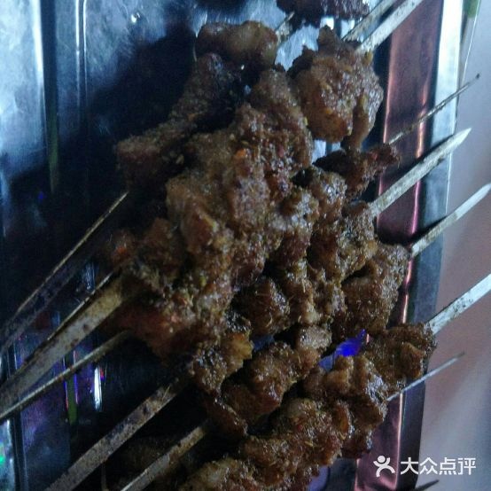 古镇烧烤海鲜大排档