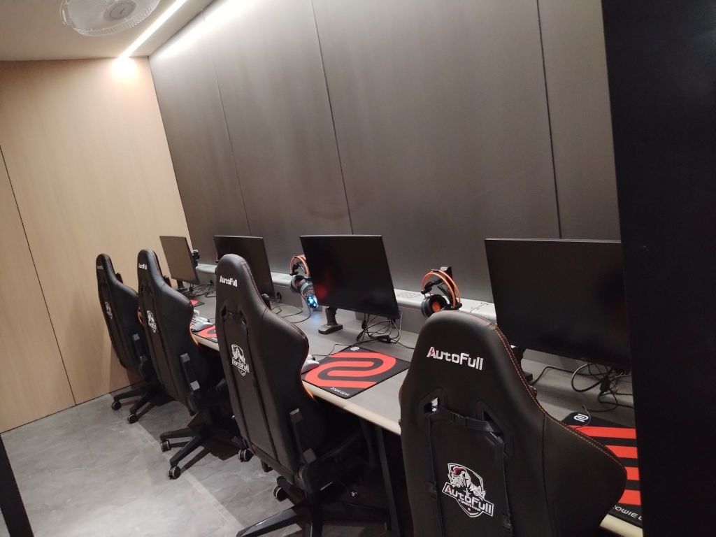 小盟网咖(雅园店)