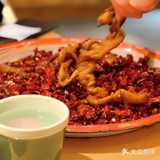 东-东门馆