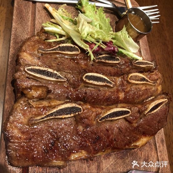 吉顿肉铺(海港城物业管理有限公司店)