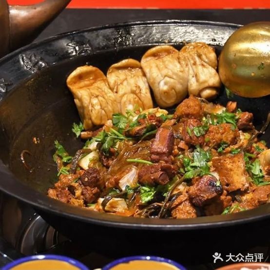 工农路大铁锅炖菜