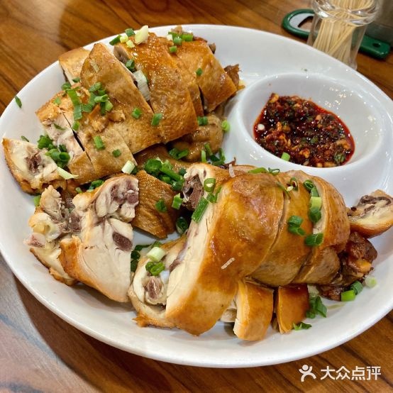 十李桃花饭庄(凤凰古城店)