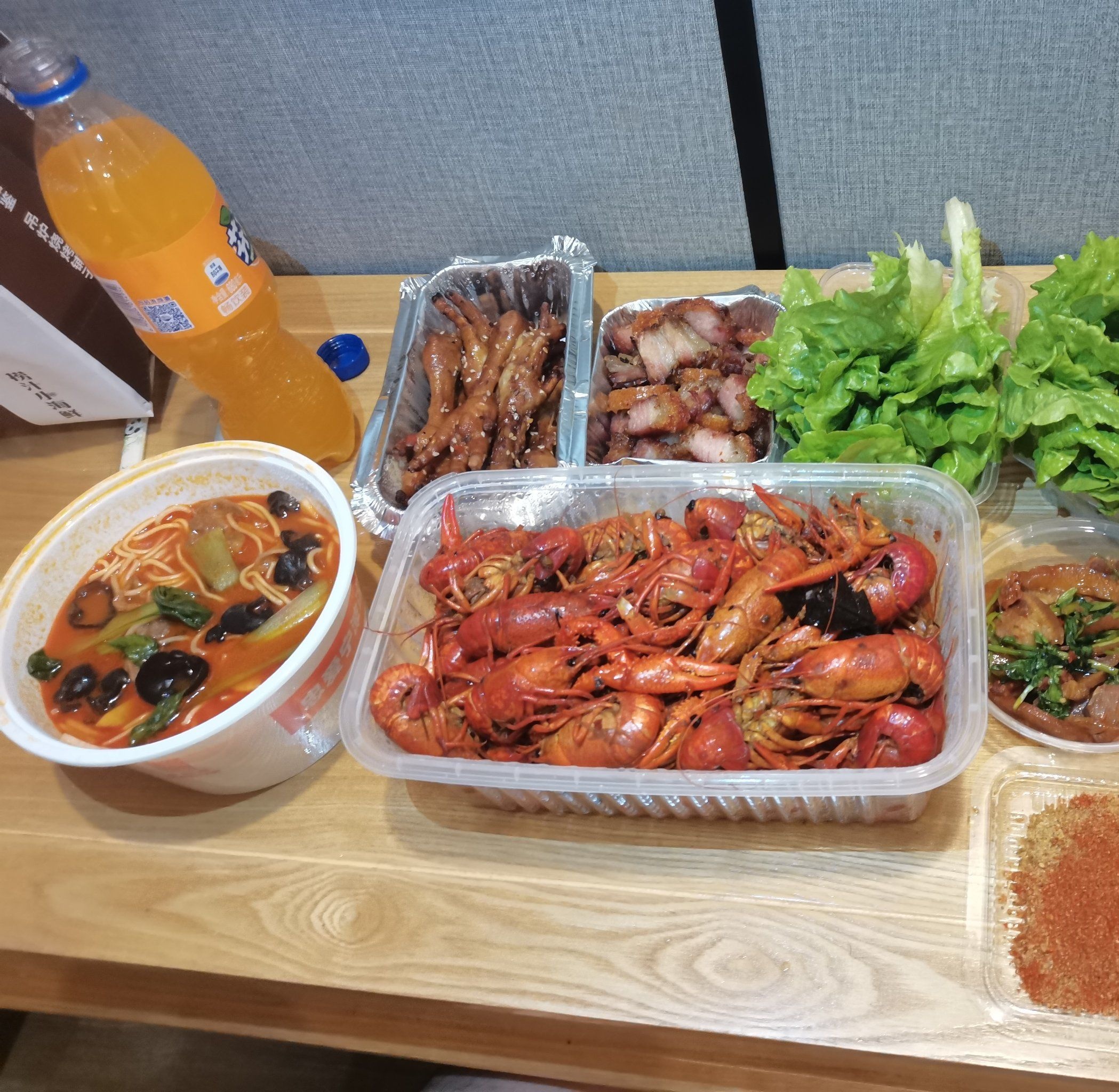 杜鸽传奇·脆皮五花肉·烤鸽子(总店)