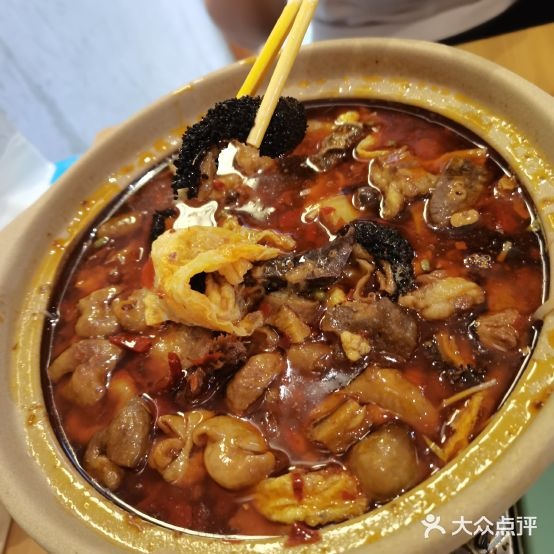 瘾尝·烟火肥肠煲(埌西店)