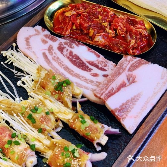 今长里烤肉·猪肉研究所·韩服试穿(桂畔里店)