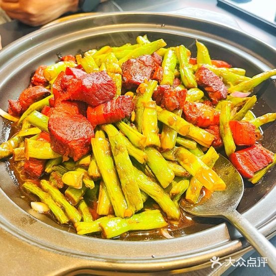 江小二红烧肉馆(康平路店)
