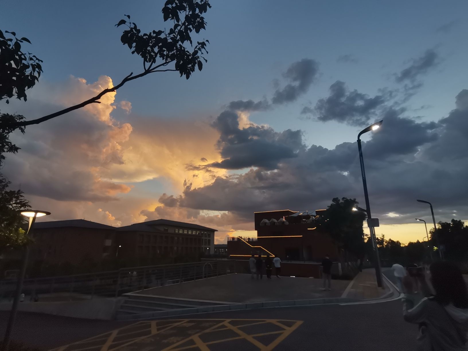 云南财经大学(安宁校区)