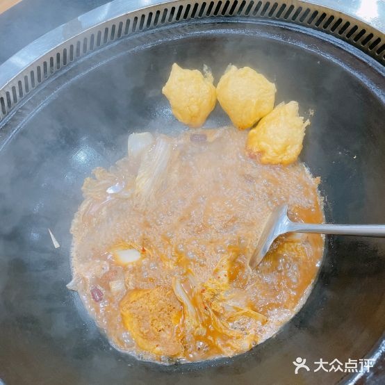 东北特色铁锅炖人(环城北路店)