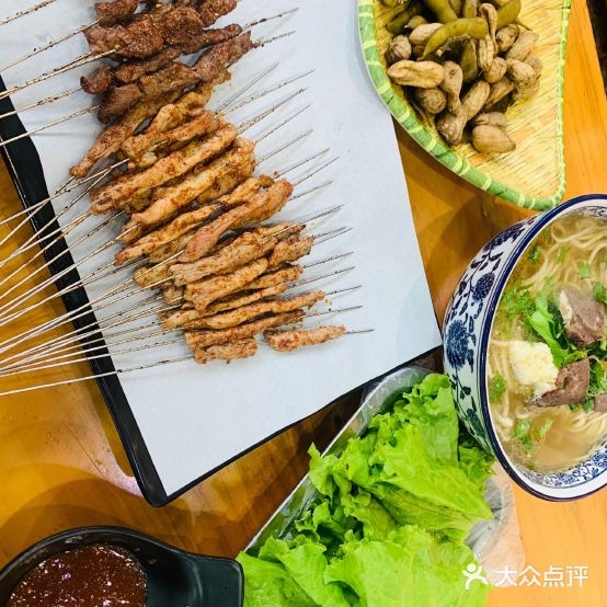 桥东子炒鸡龙虾烤鱼院内烧烤(天泉大厦店)