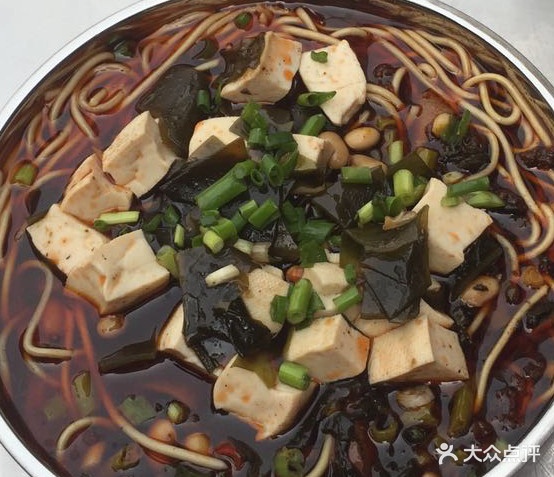 光头特色牛肉拉庄