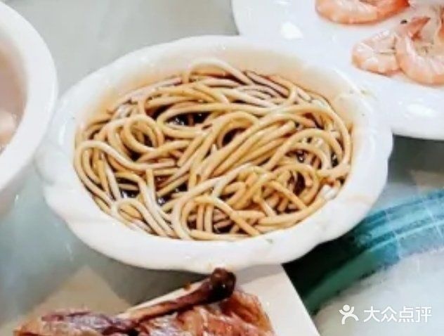 富贵酒轩(谷城县财政局西)