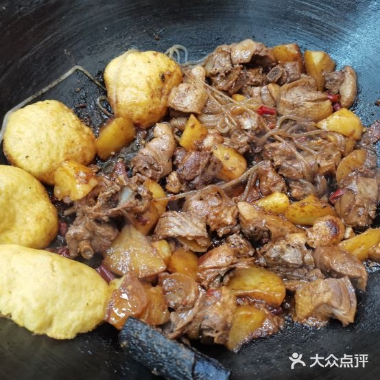 鲜锅陡亿噱东钾北铁锅炖家常菜
