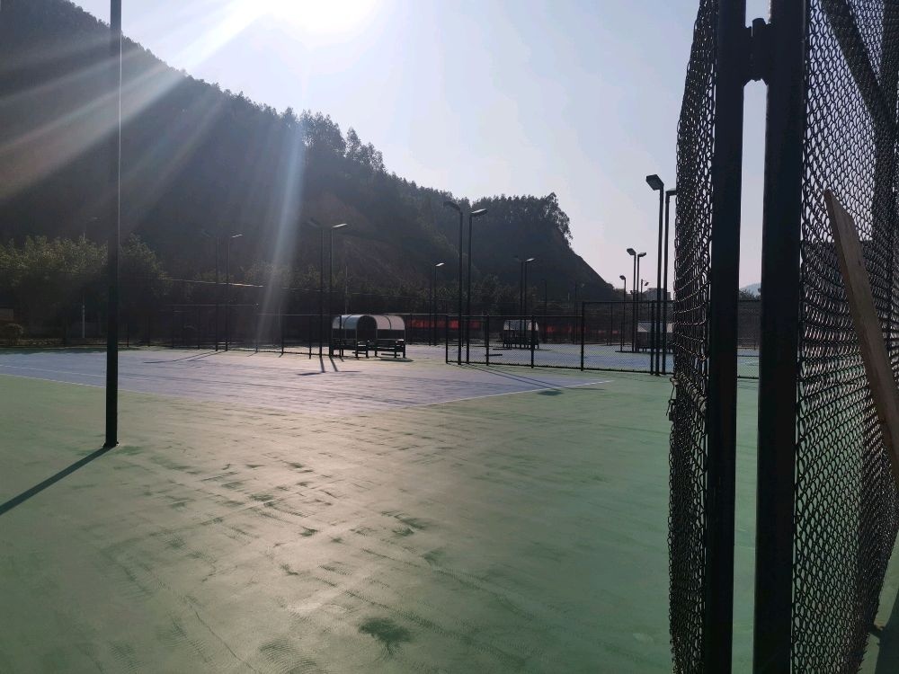 广东理工学院(高要校区)-网球场