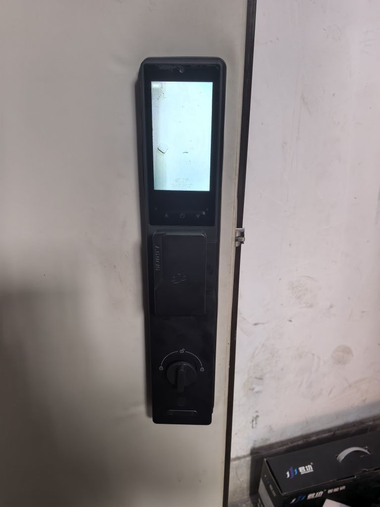 通辽君功智能锁